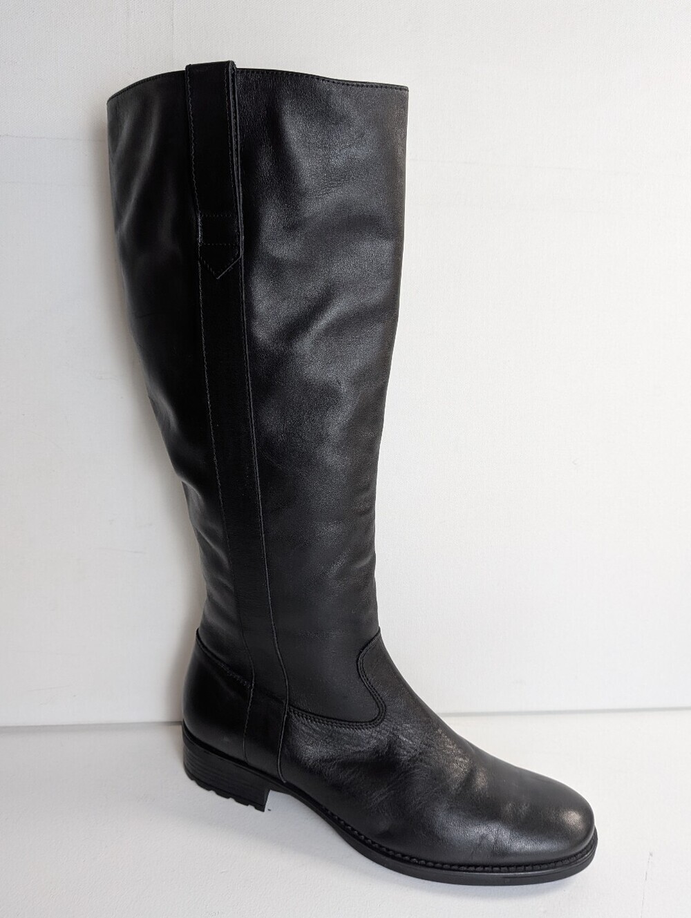 Coach and Four Black Leather Women's Boots Sz 8.5 Block Heel Knee Length Italy